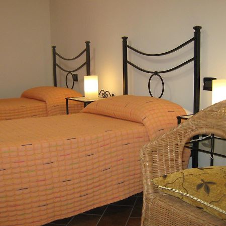B & B Oasi Rosciano  Buitenkant foto