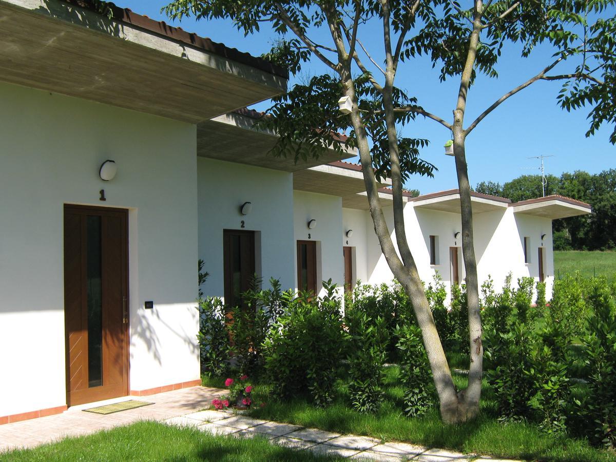 B & B Oasi Rosciano  Buitenkant foto