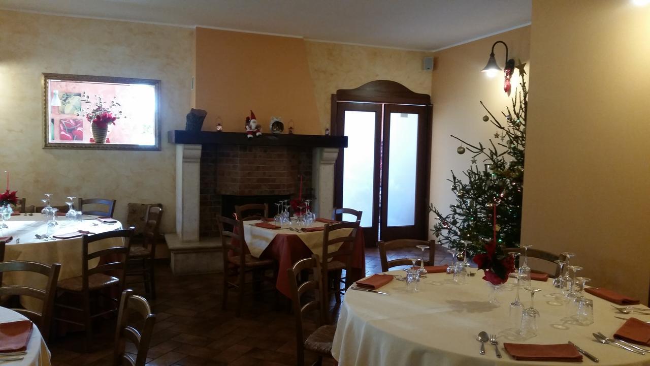 B & B Oasi Rosciano  Buitenkant foto