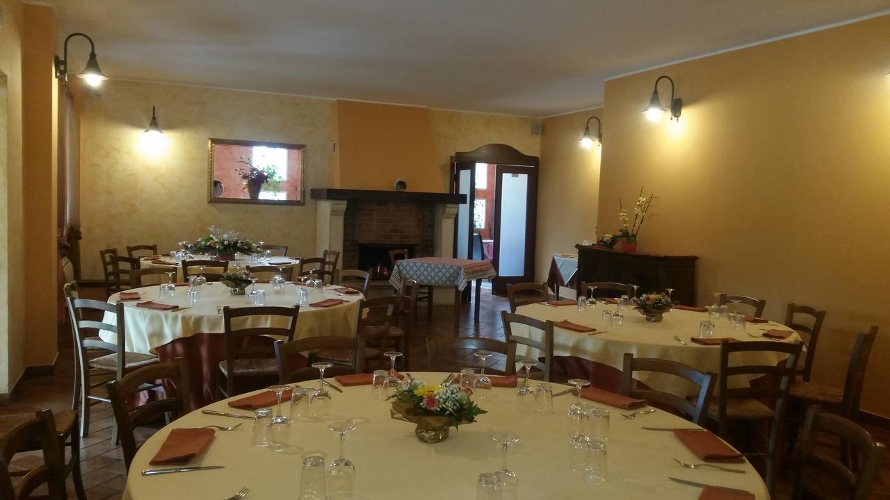 B & B Oasi Rosciano  Buitenkant foto