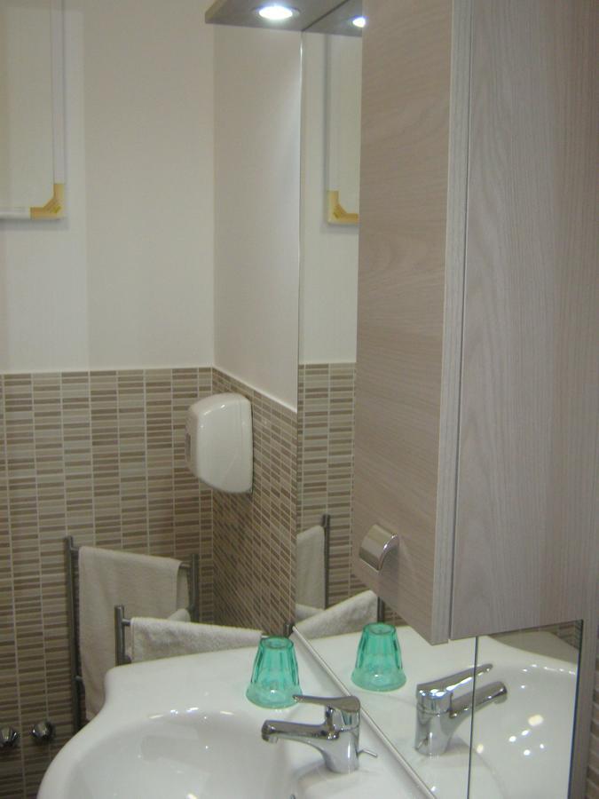 B & B Oasi Rosciano  Buitenkant foto